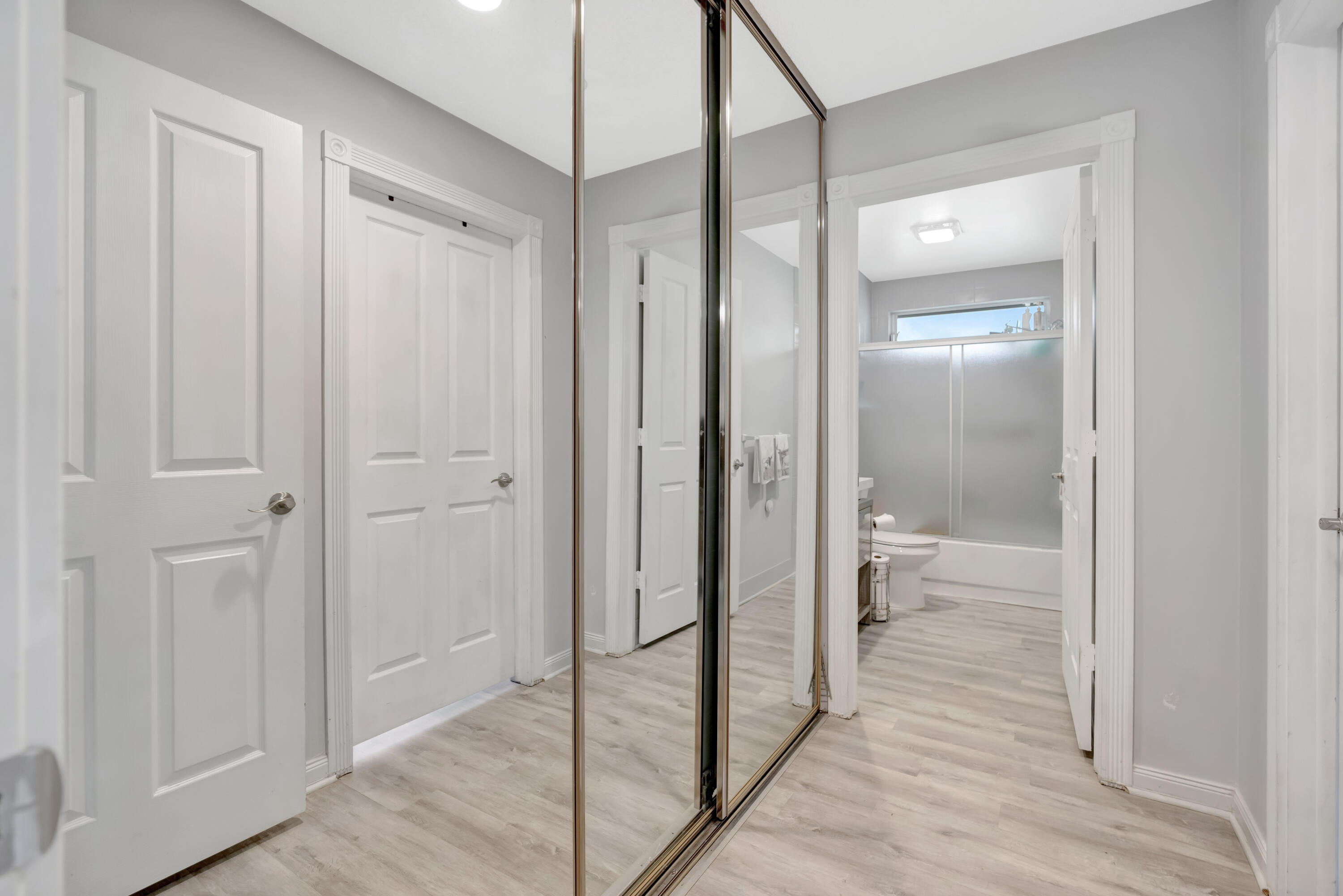 LAKE CATHERINE - Residential