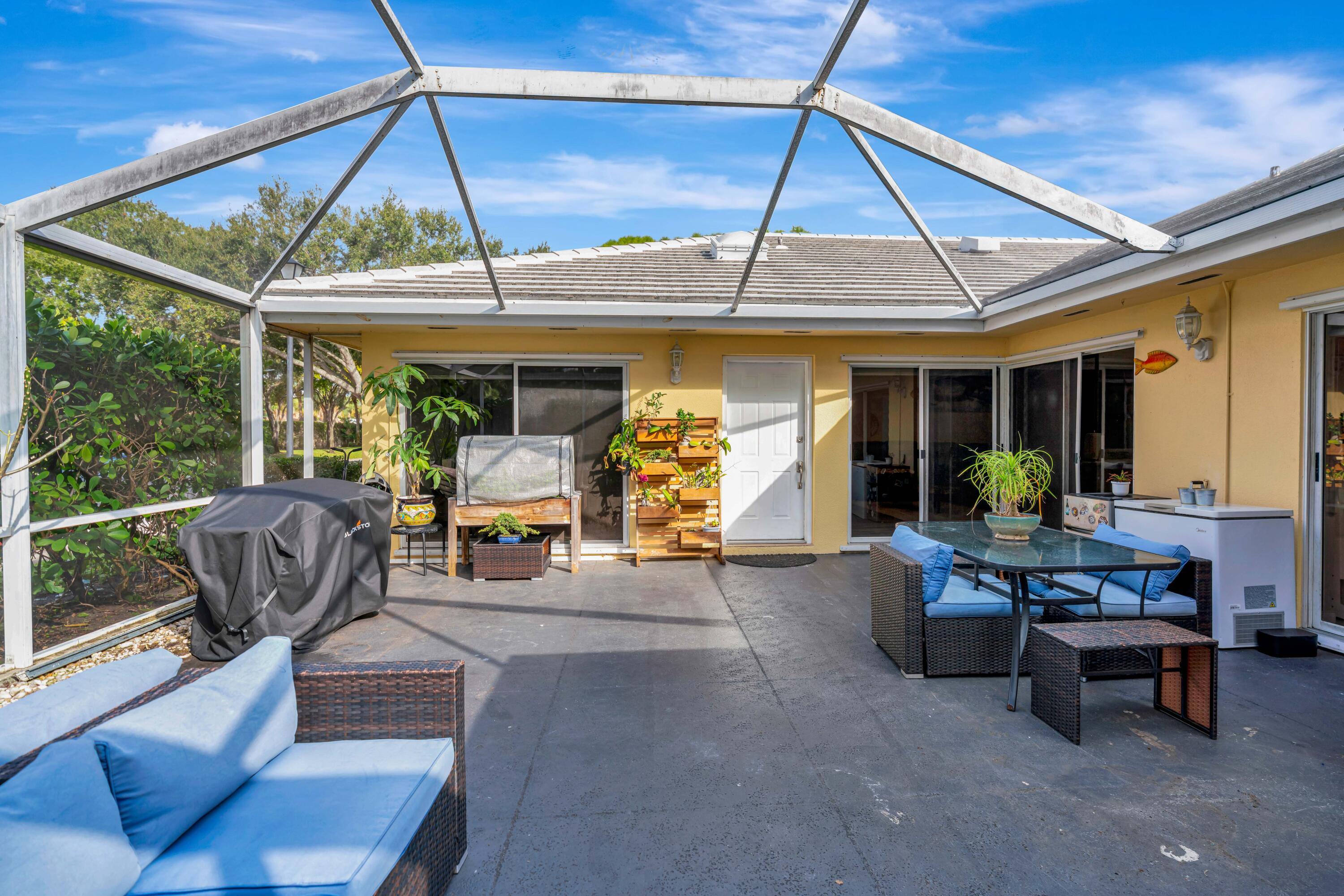 LAKE CATHERINE - Residential