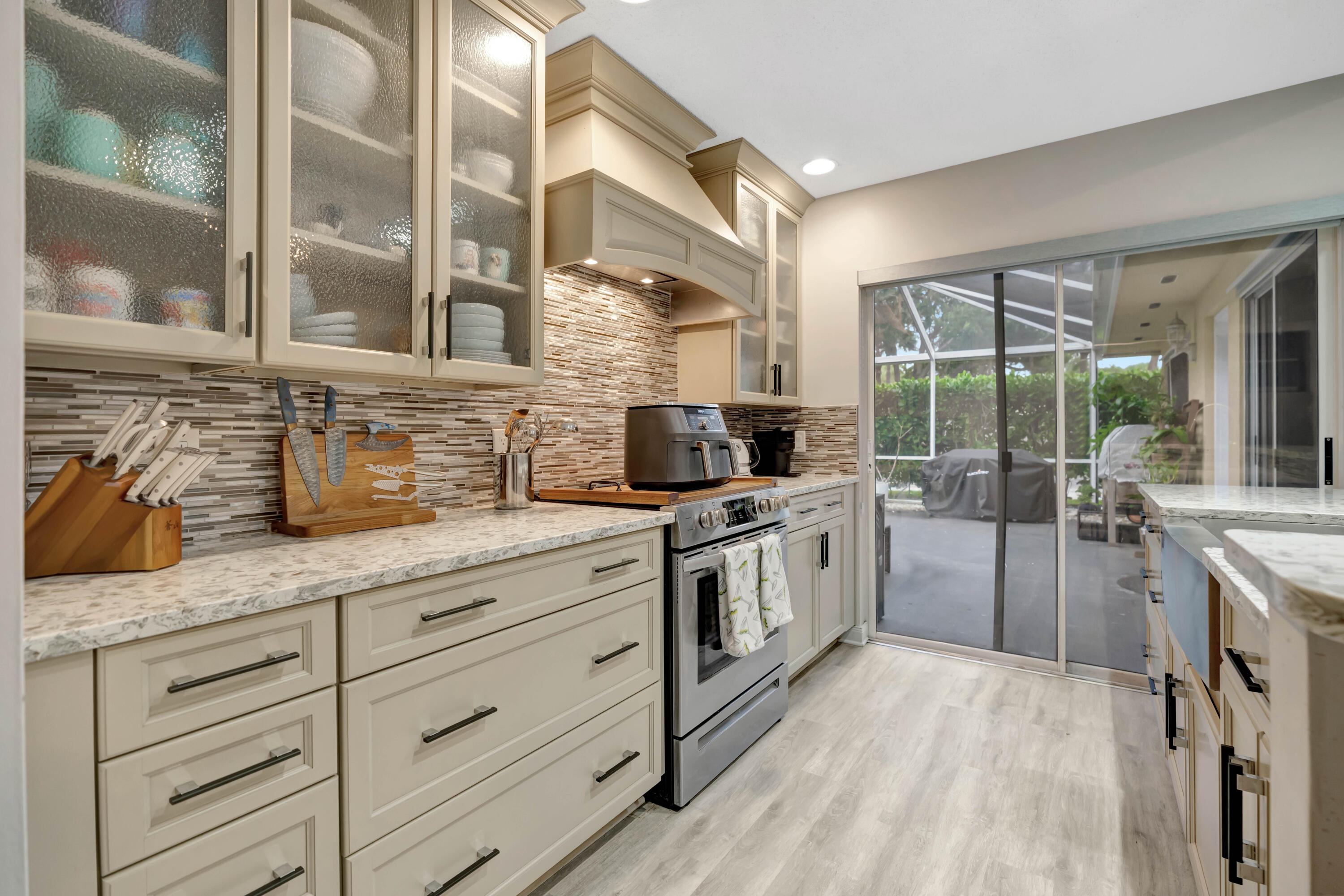 LAKE CATHERINE - Residential