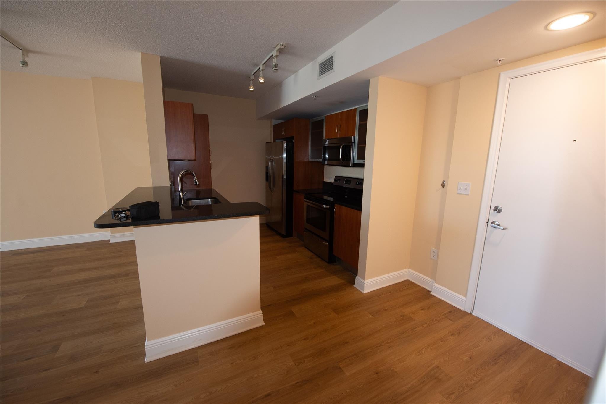 2775 NE 187TH Street 621