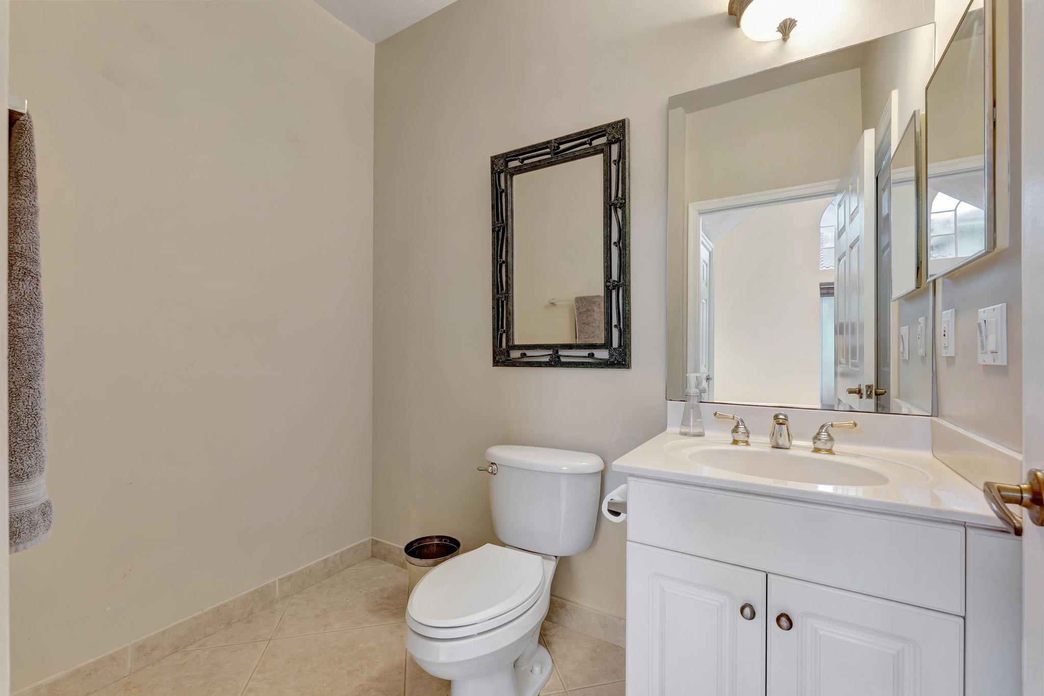 Heron Bay Four 160-1 B - Residential