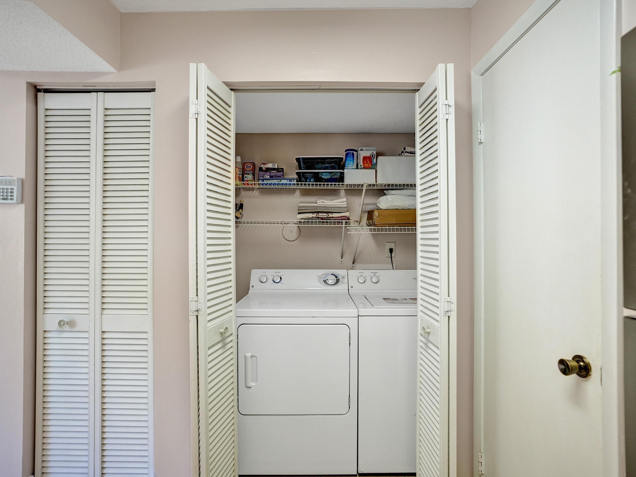 CASABLANCA ISLES CONDO - Residential