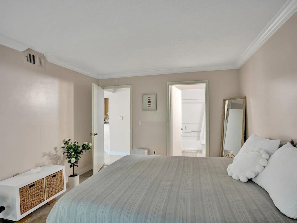 Photo of 815 W Boynton Beach Boulevard #9-108, Boynton Beach, FL 33426 (MLS # B26012090)