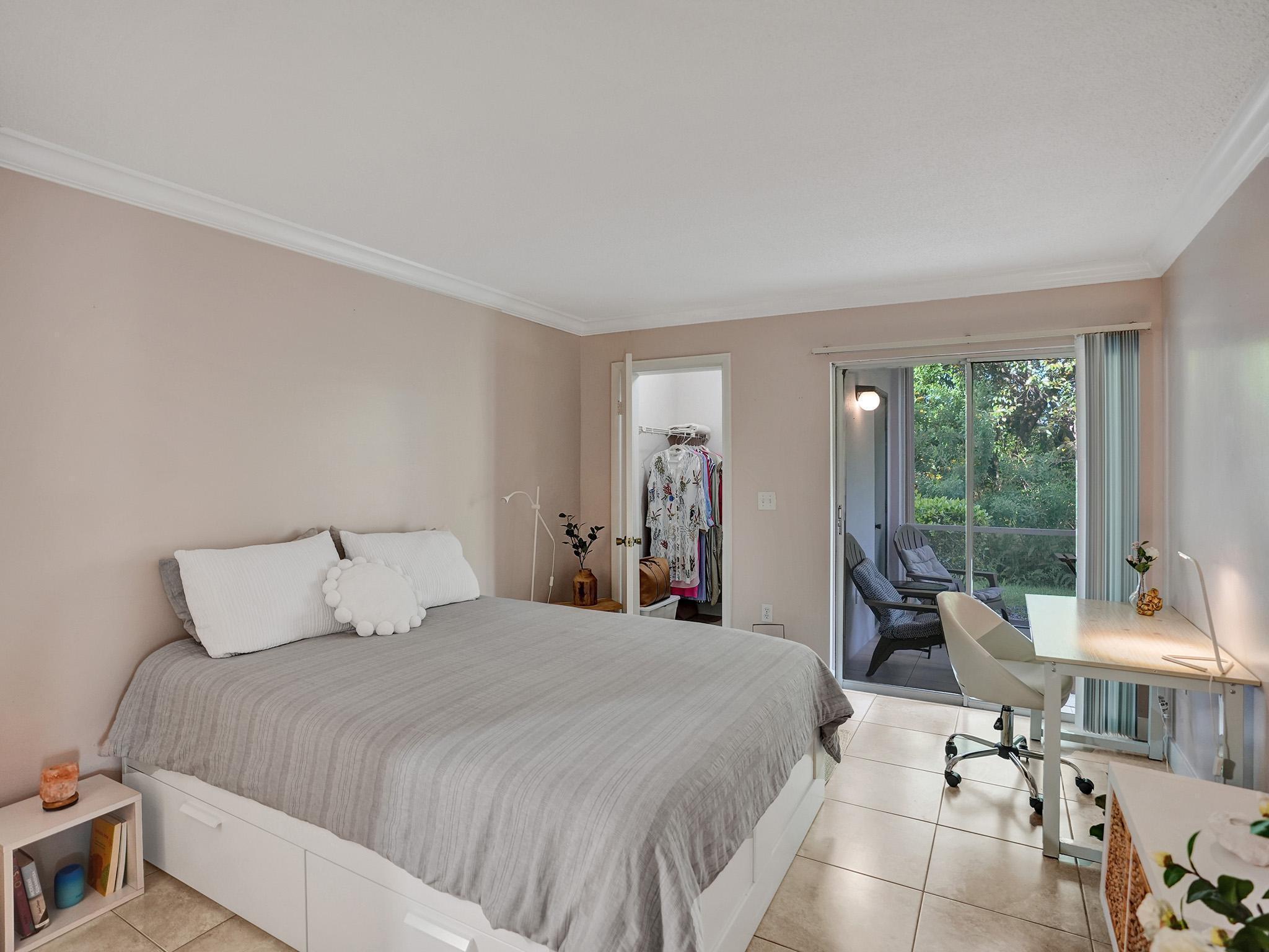 CASABLANCA ISLES CONDO - Residential