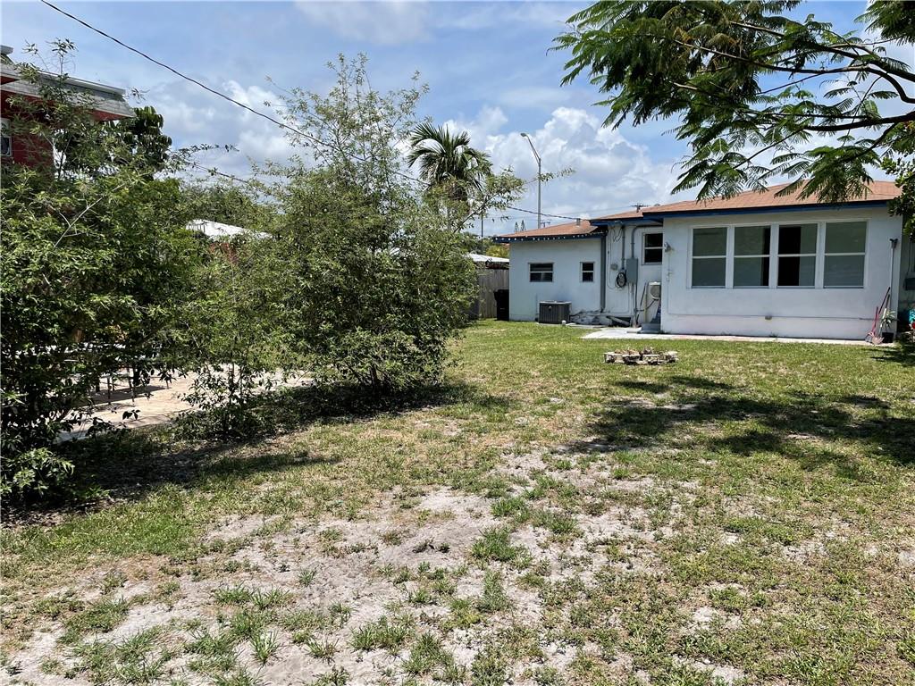 North Hollywood 4-1 B - Residential