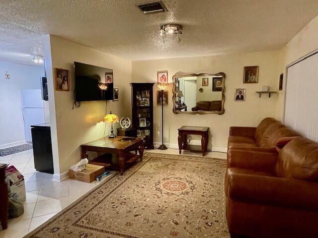1798 Keenland Circle