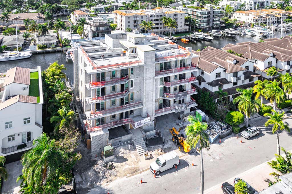 Photo of 87 Isle Of Venice Drive #Ph 501n, Fort Lauderdale, FL 33301 (MLS # B26044598)