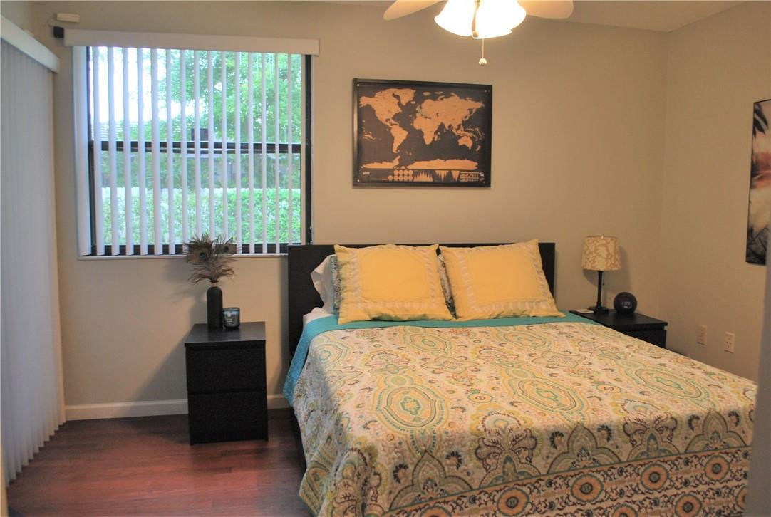 CHATHAM TOWNE AT JACARANDA CONDO - Residential Lease