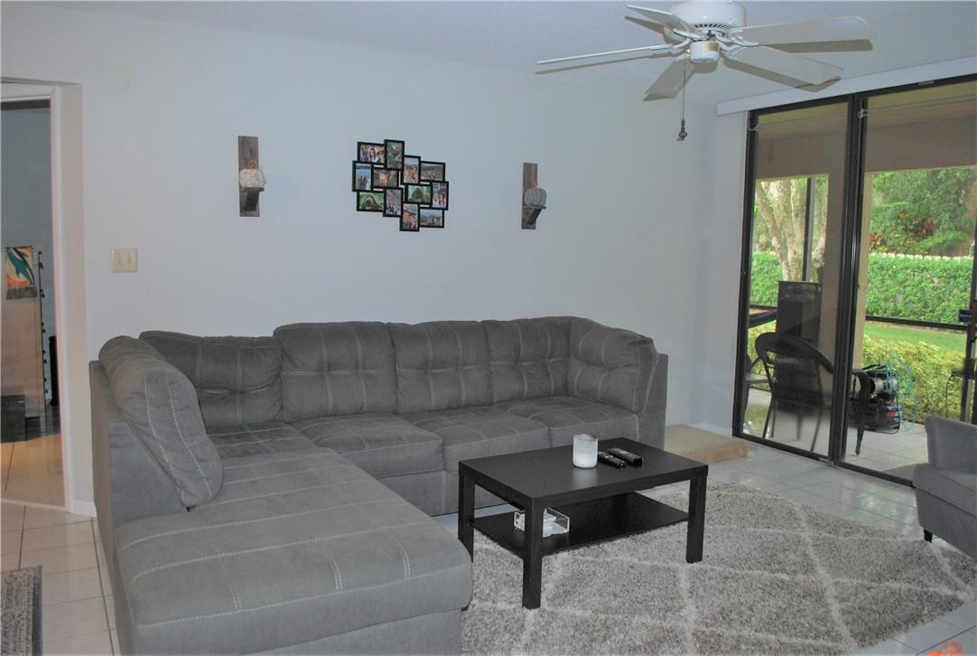 CHATHAM TOWNE AT JACARANDA CONDO - Residential Lease