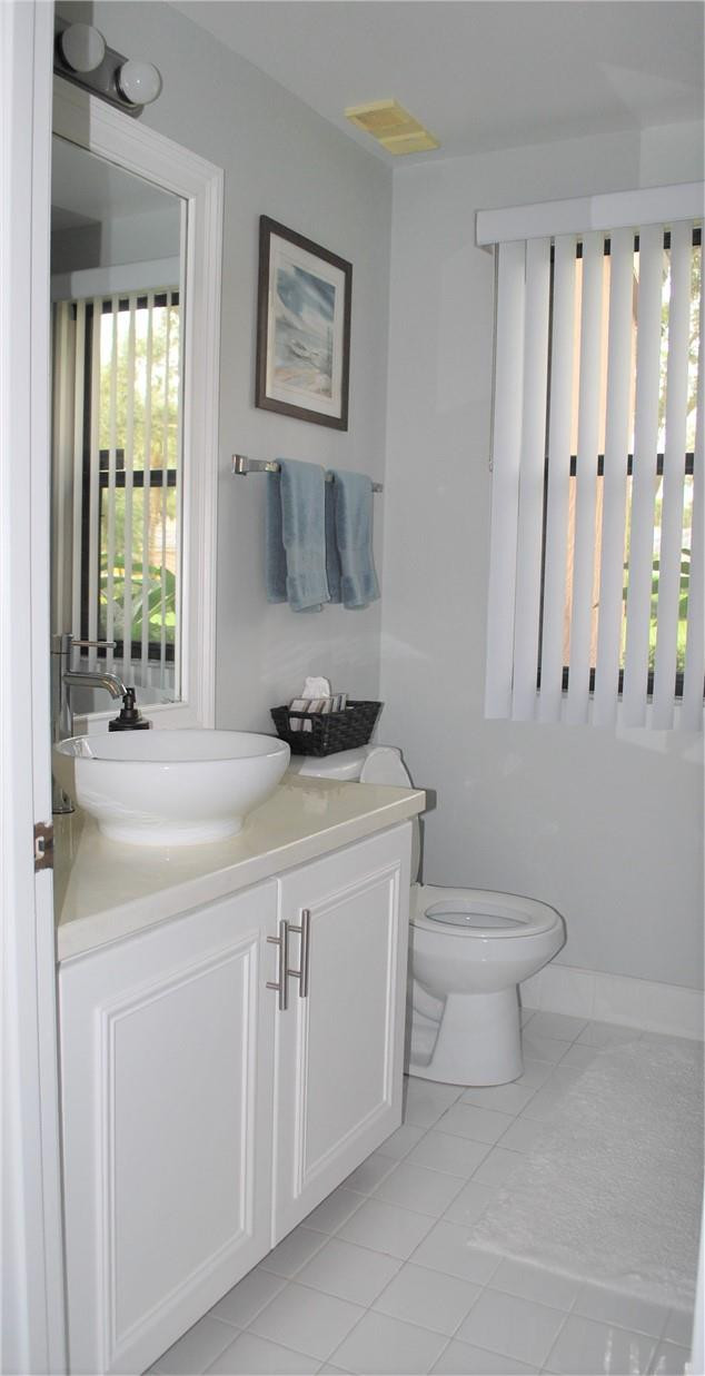CHATHAM TOWNE AT JACARANDA CONDO - Residential Lease