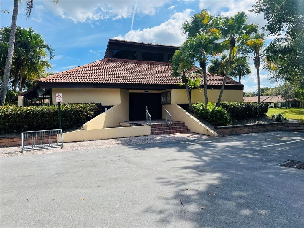 Lake Colony - Residential