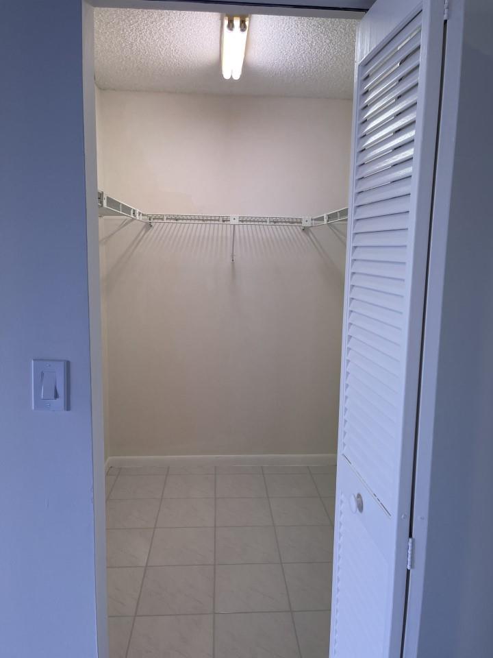 Lake Colony - Residential