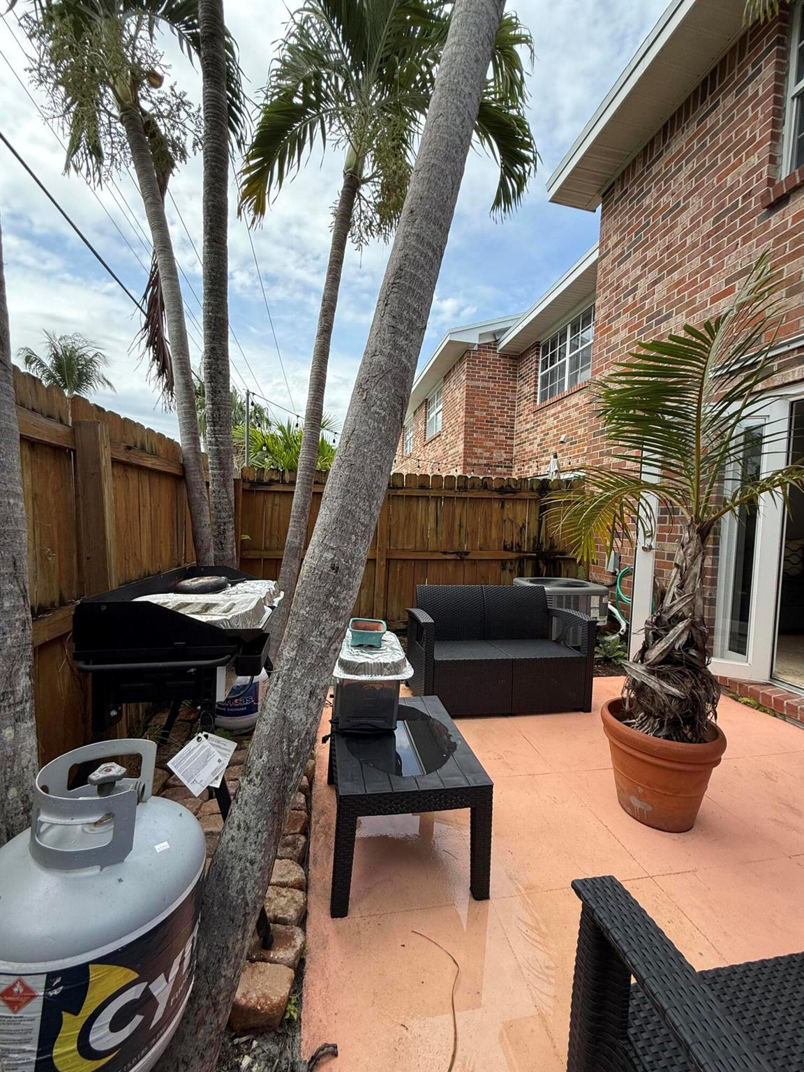 409 N Cypress Drive 6