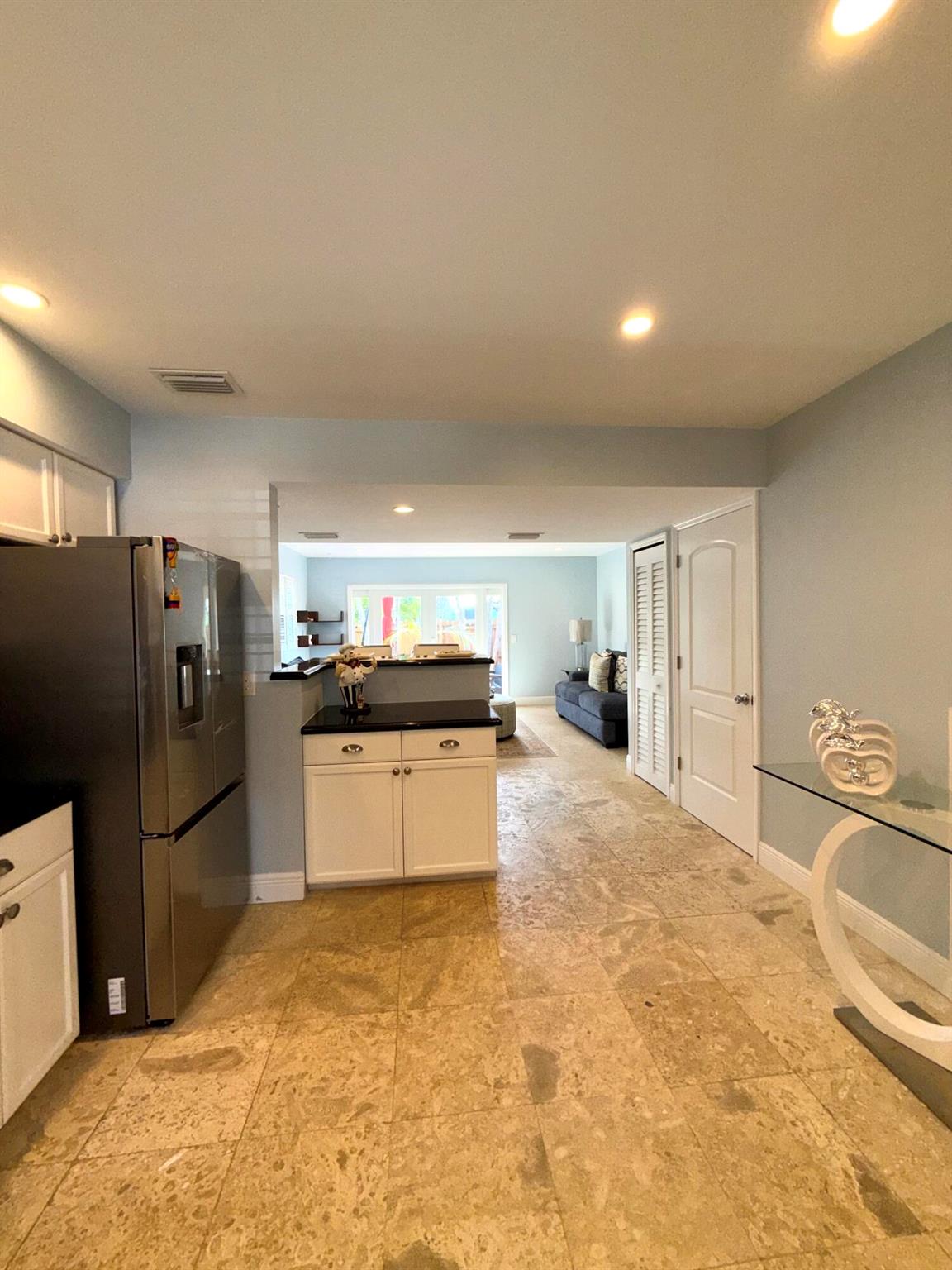 409 N Cypress Drive 6