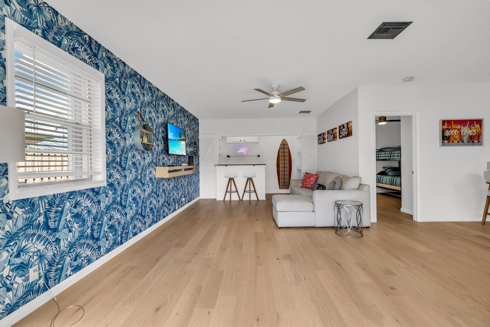 CORAL VILLAS - Residential