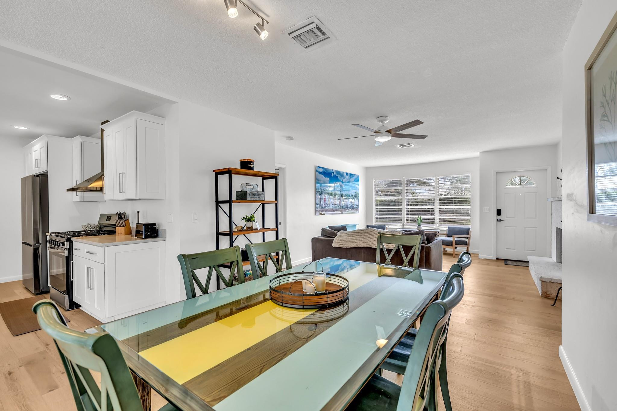 CORAL VILLAS - Residential