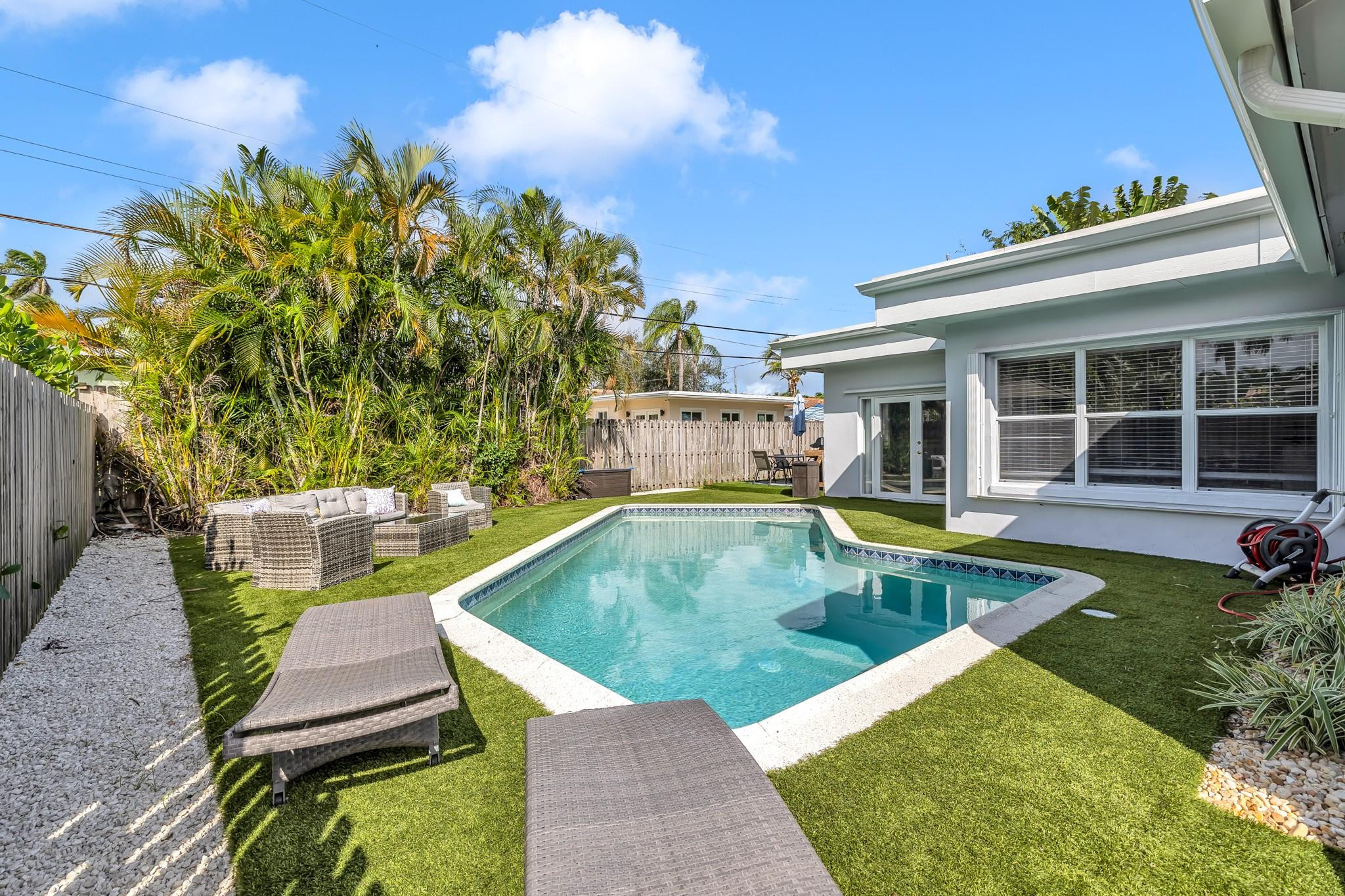 CORAL VILLAS - Residential