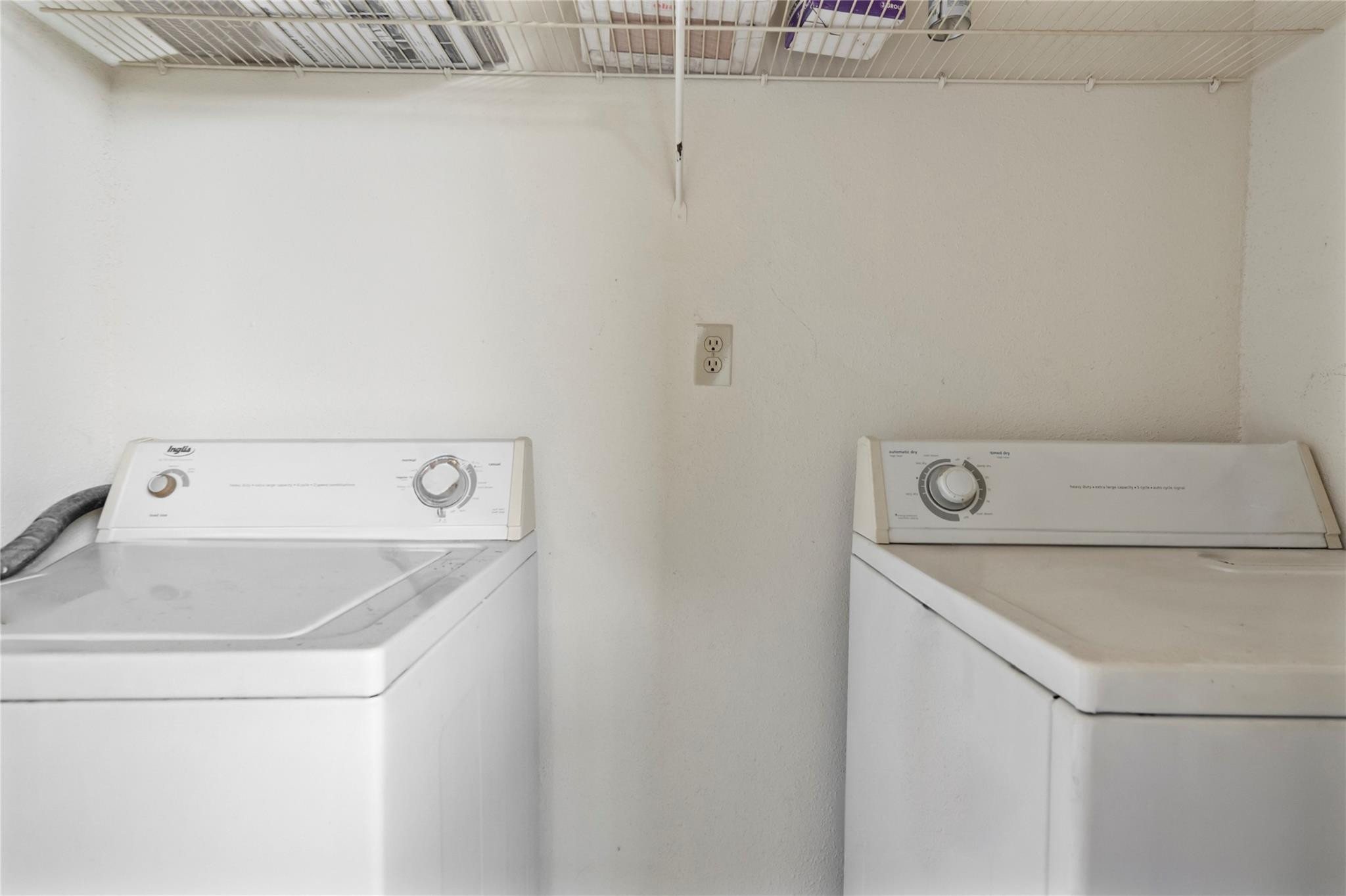 SAVANNAH AT RIVERSIDE CONDO - Residential Lease