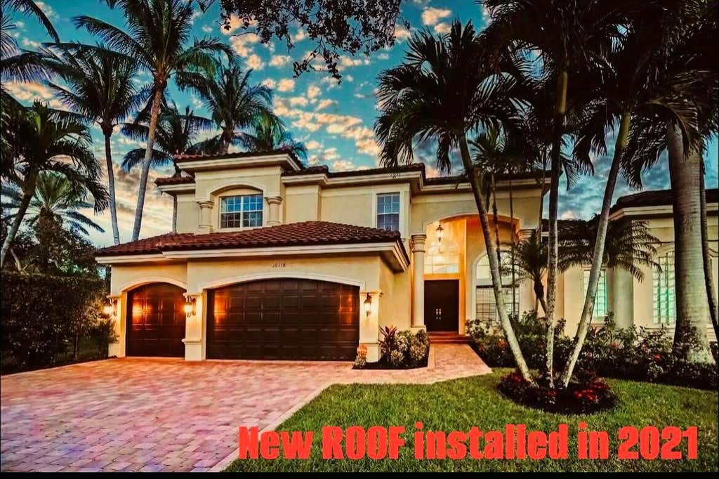 Photo of 10718 Canyon Bay Lane, Boynton Beach, FL 33473 (MLS # R11031934)