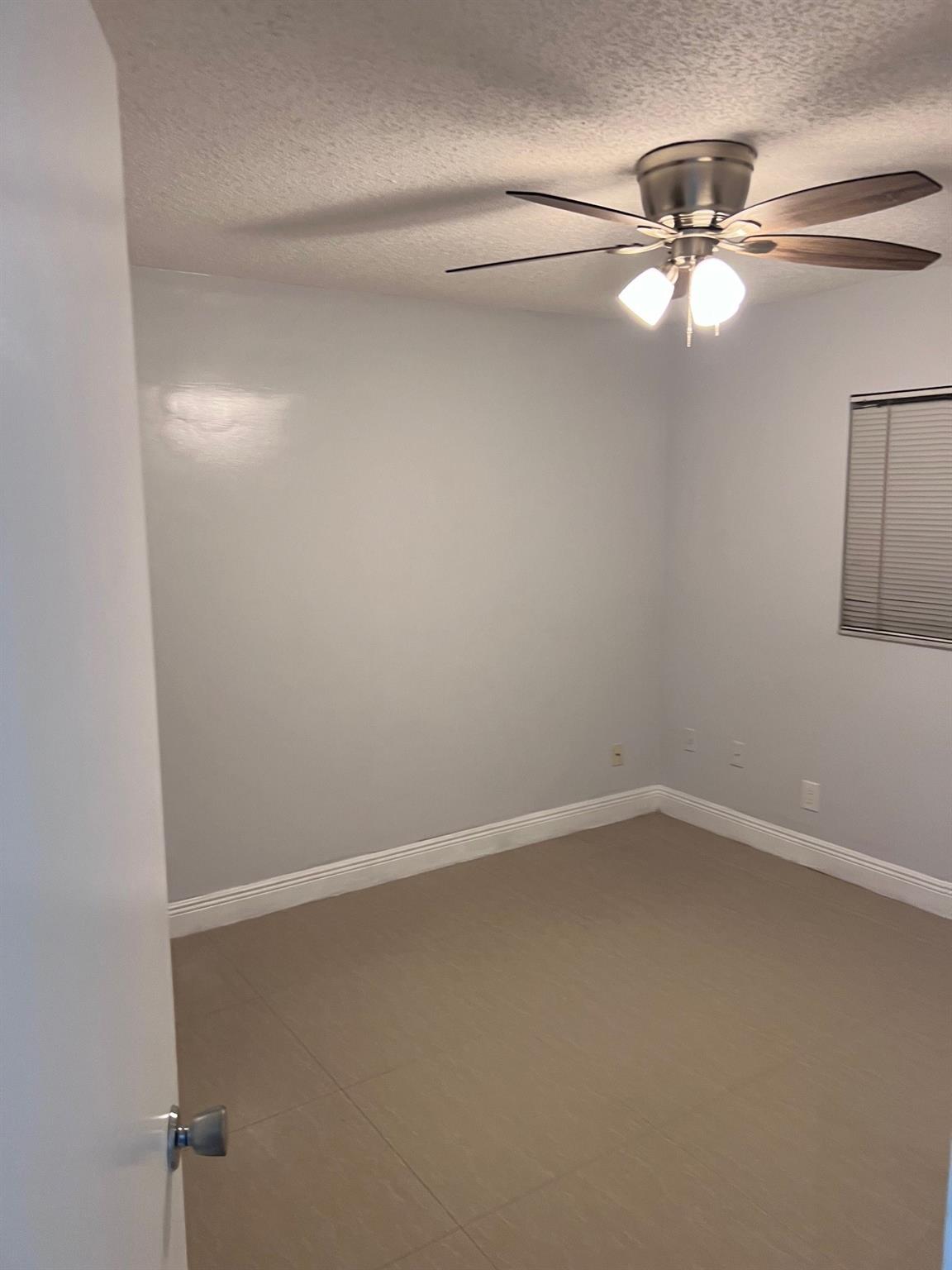 ORIOLE-MARGATE SEC 4 78-2 - Residential Lease
