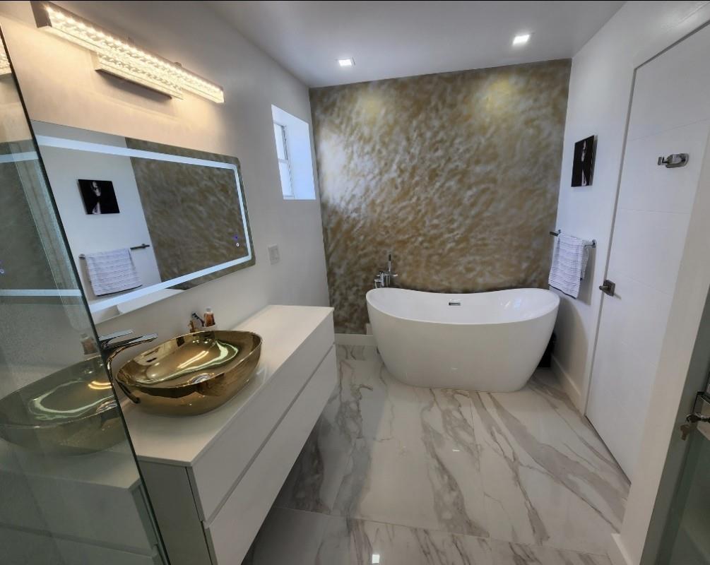 DORAL LAKES - Residential Lease