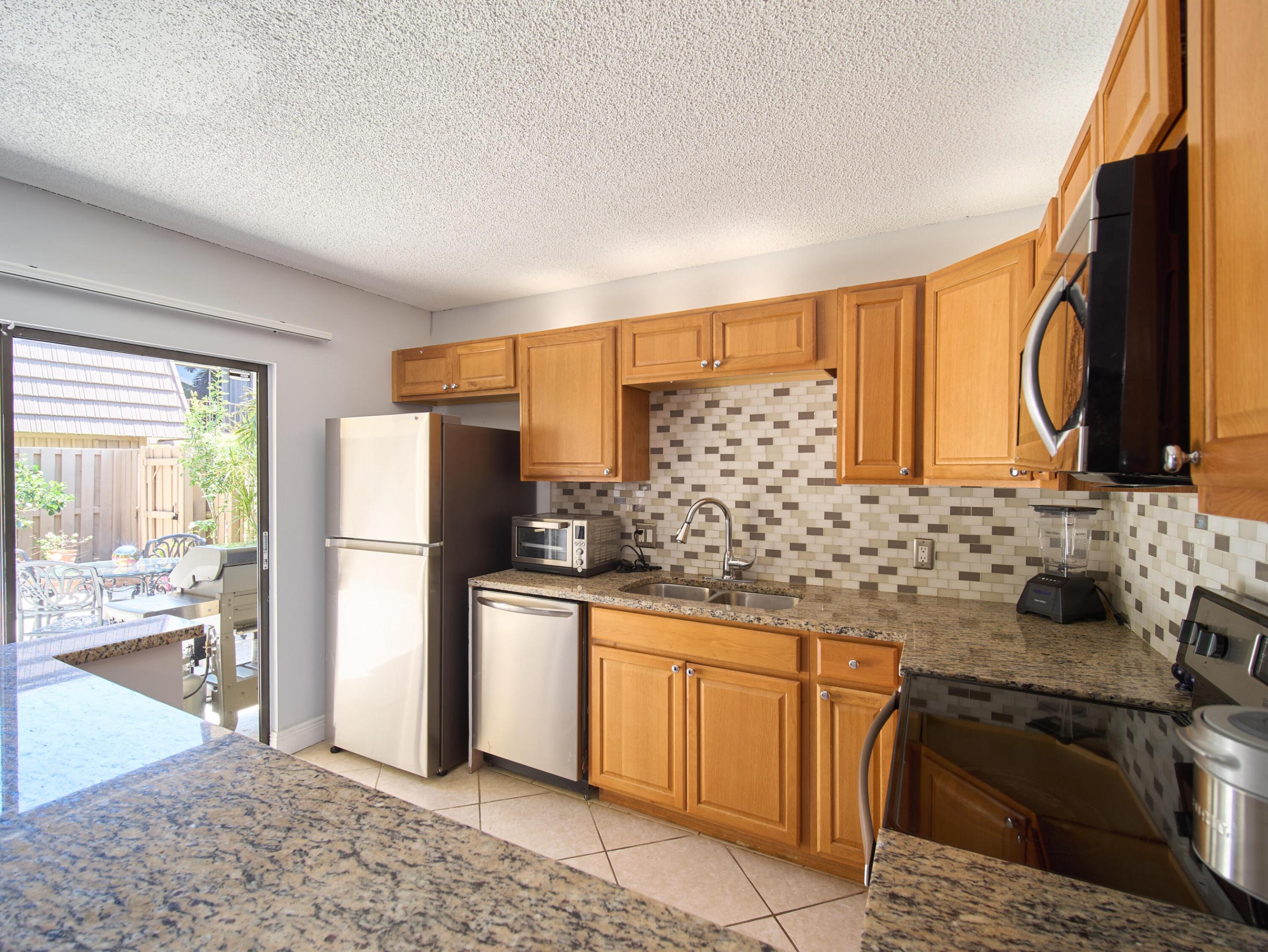 Sandalwood Estates - Residential Lease