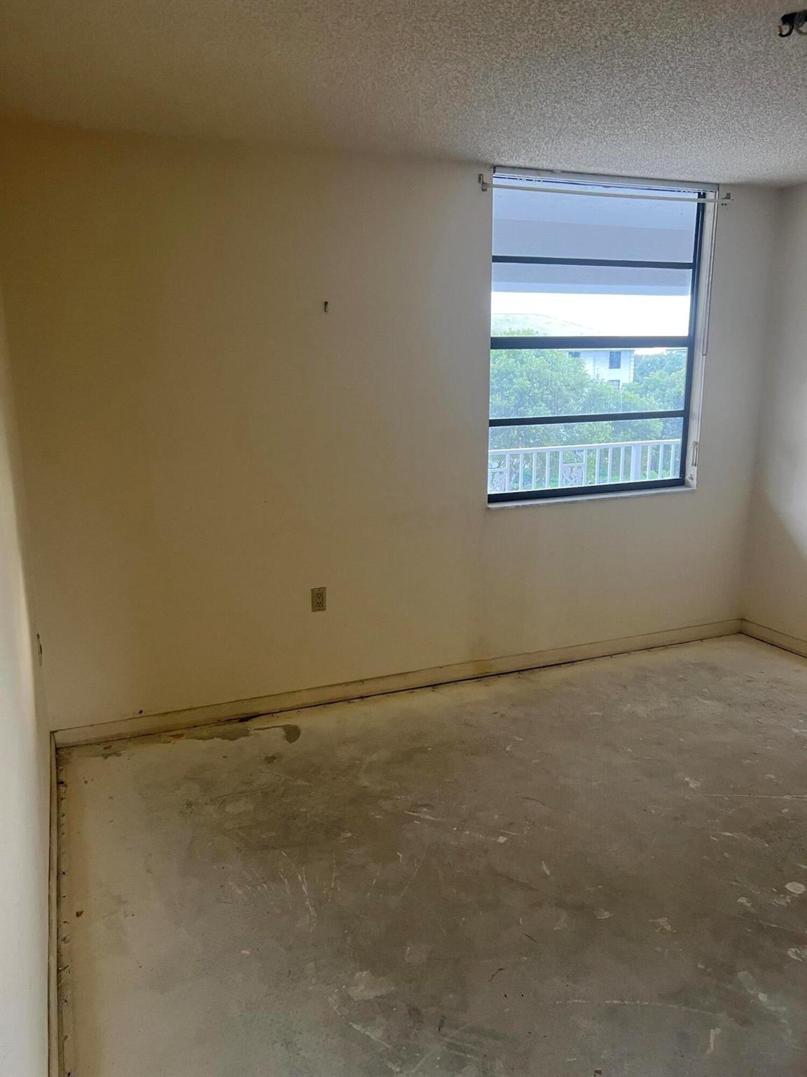 CONDS 1 THRU 14 OF WHITEHALL CONDS OF THE LANDS OF - Residential