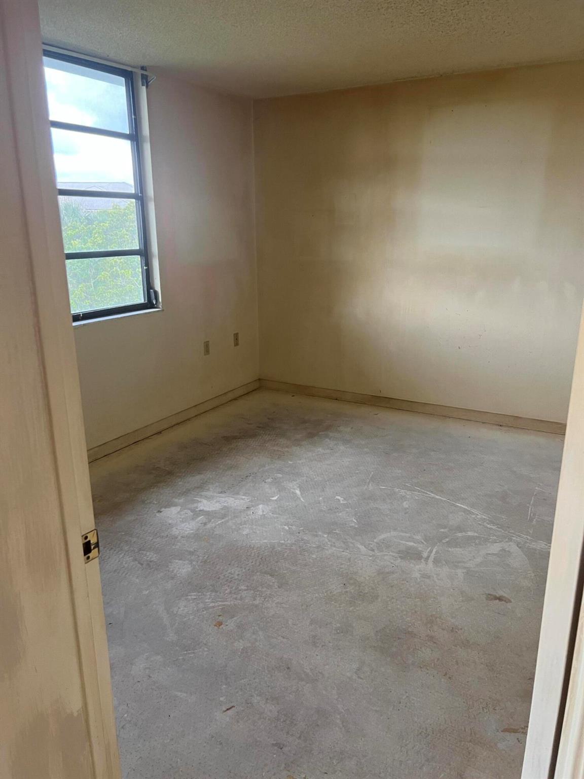 CONDS 1 THRU 14 OF WHITEHALL CONDS OF THE LANDS OF - Residential