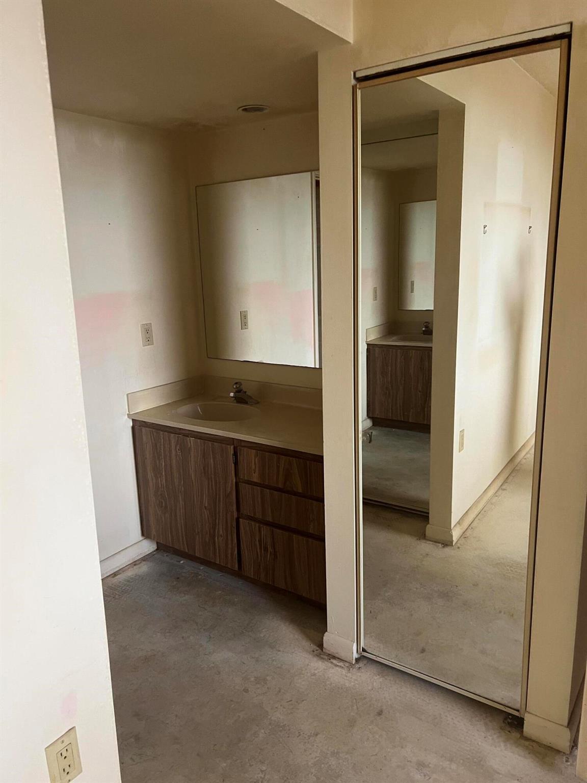 CONDS 1 THRU 14 OF WHITEHALL CONDS OF THE LANDS OF - Residential