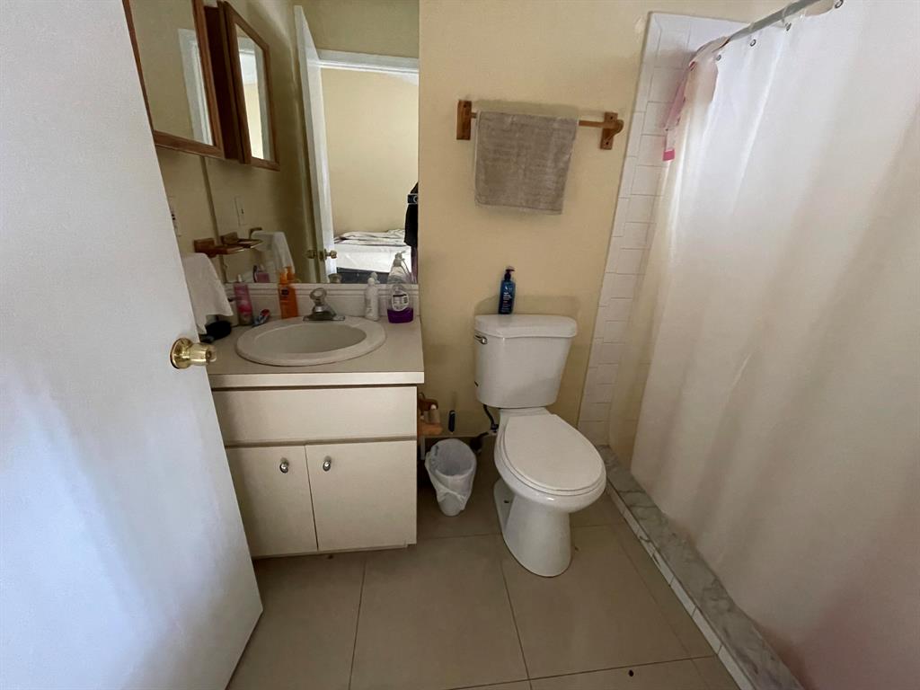 SUGAR POND MANOR OF WELLINGTON - Residential