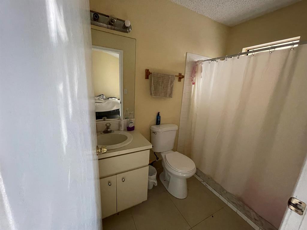 SUGAR POND MANOR OF WELLINGTON - Residential