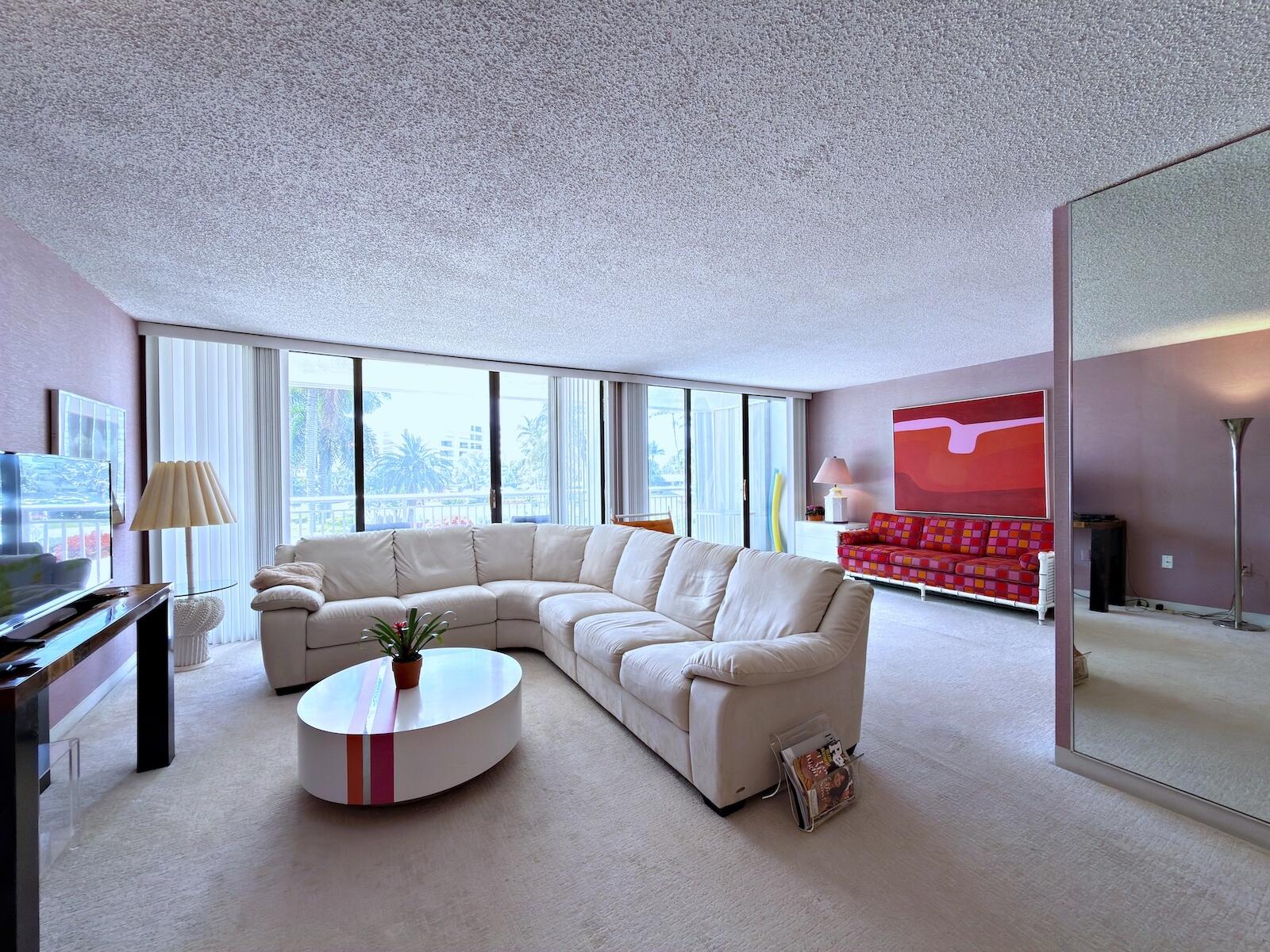 BARCLAY CONDO - Residential Lease