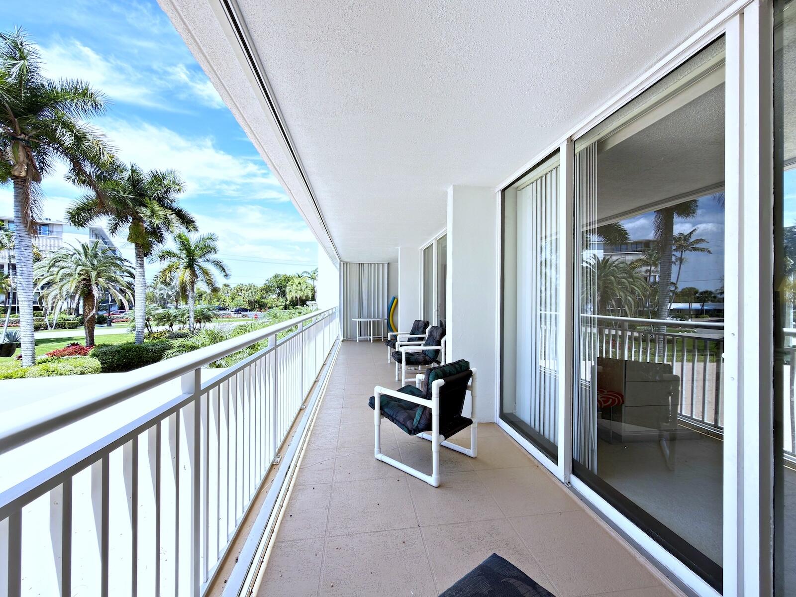 BARCLAY CONDO - Residential Lease