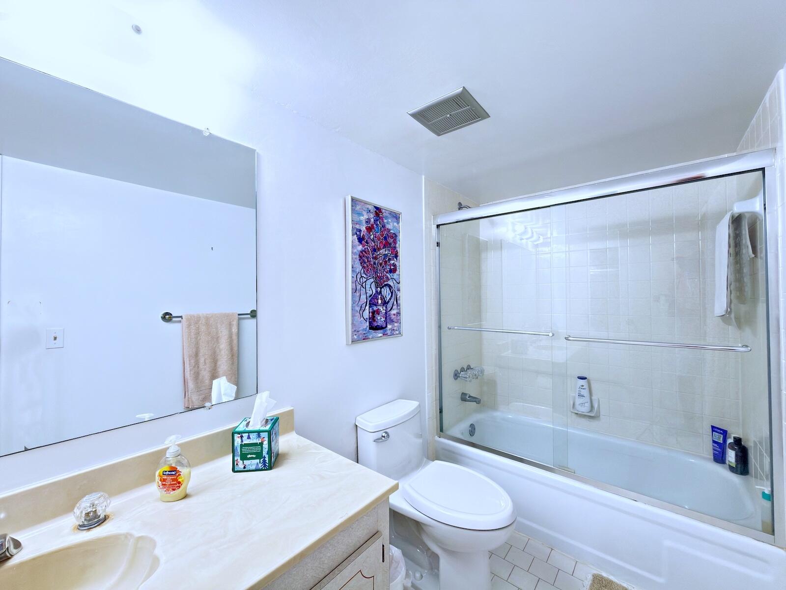 BARCLAY CONDO - Residential Lease