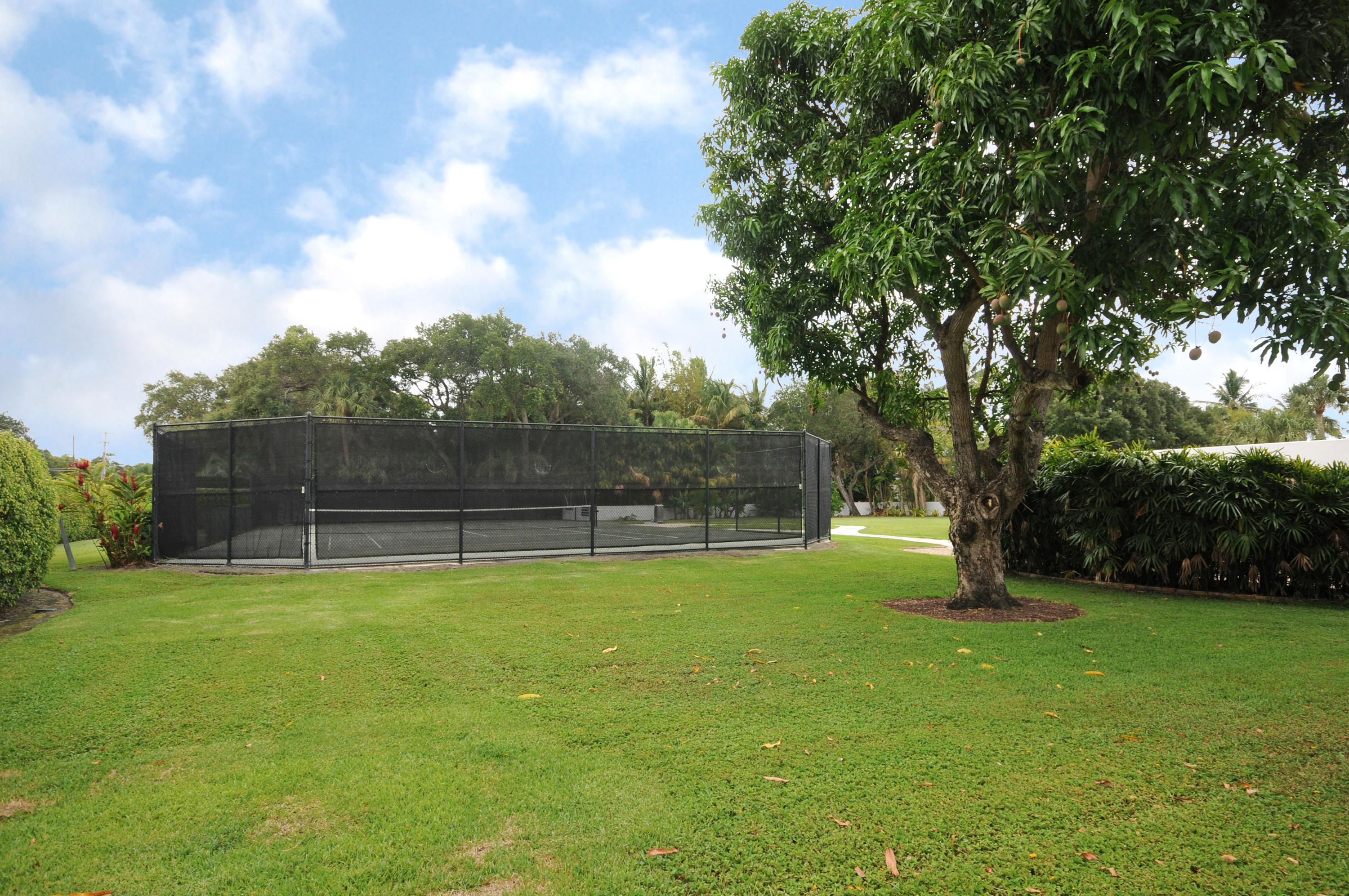 KINNEY & GATES - Residential