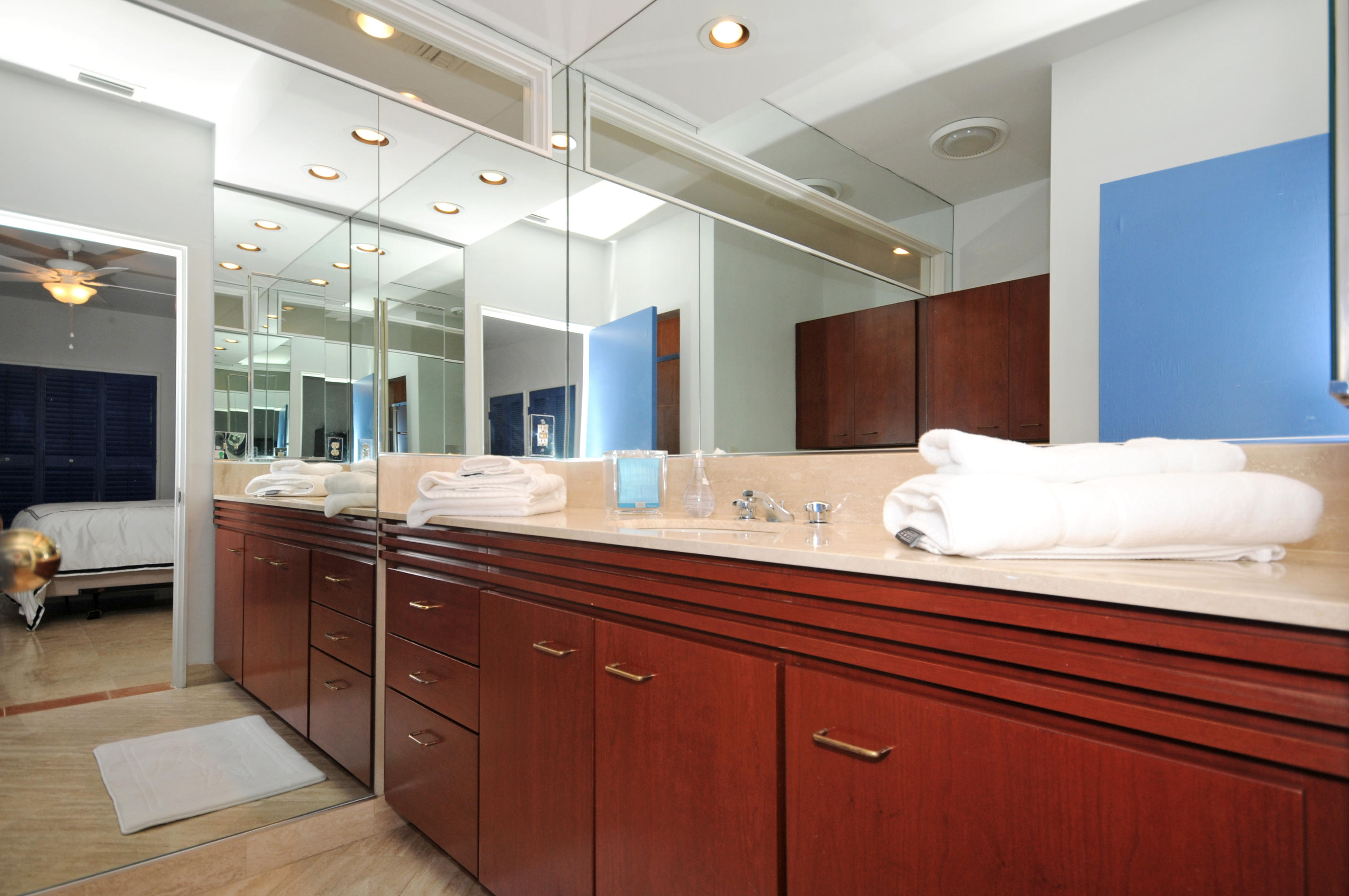 KINNEY & GATES - Residential