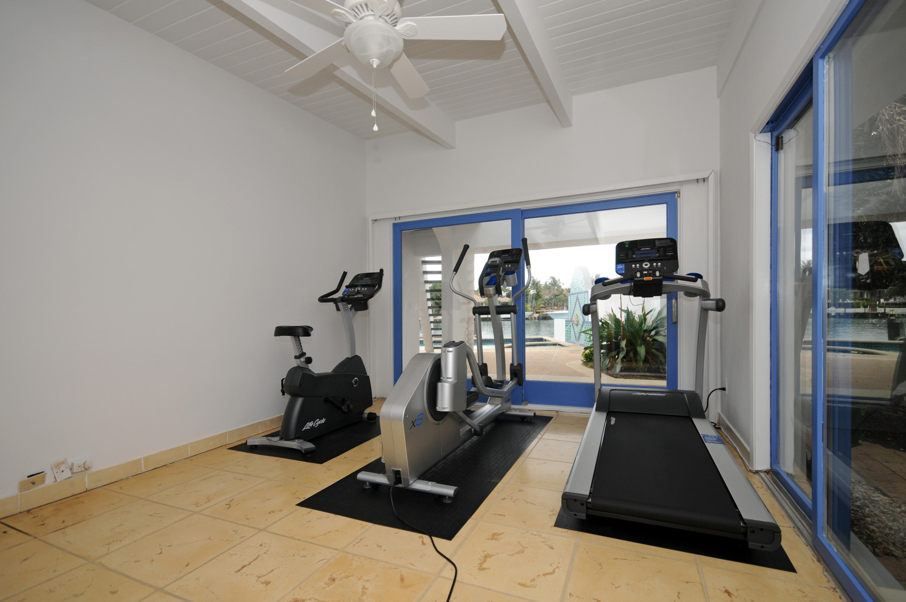 KINNEY & GATES - Residential