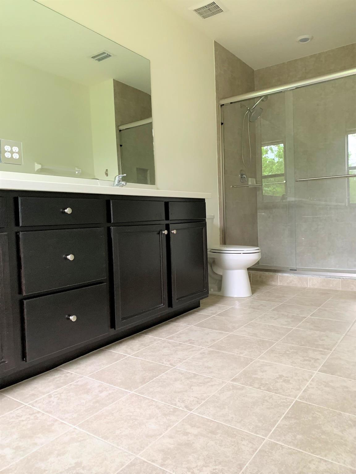 Simonton Court 176-49 B - Residential Lease