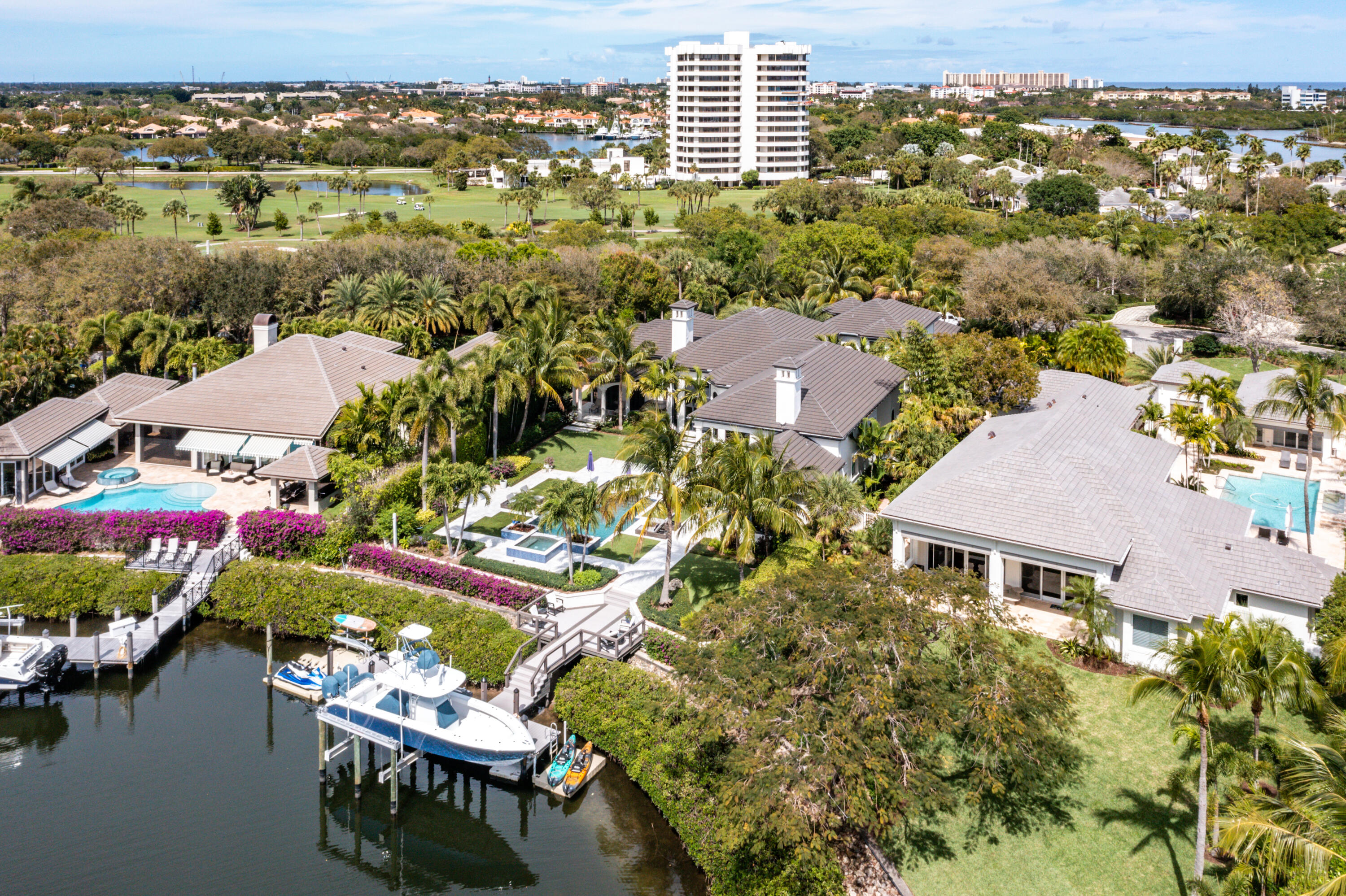 ADMIRALS COVE 2 PAR A - Residential