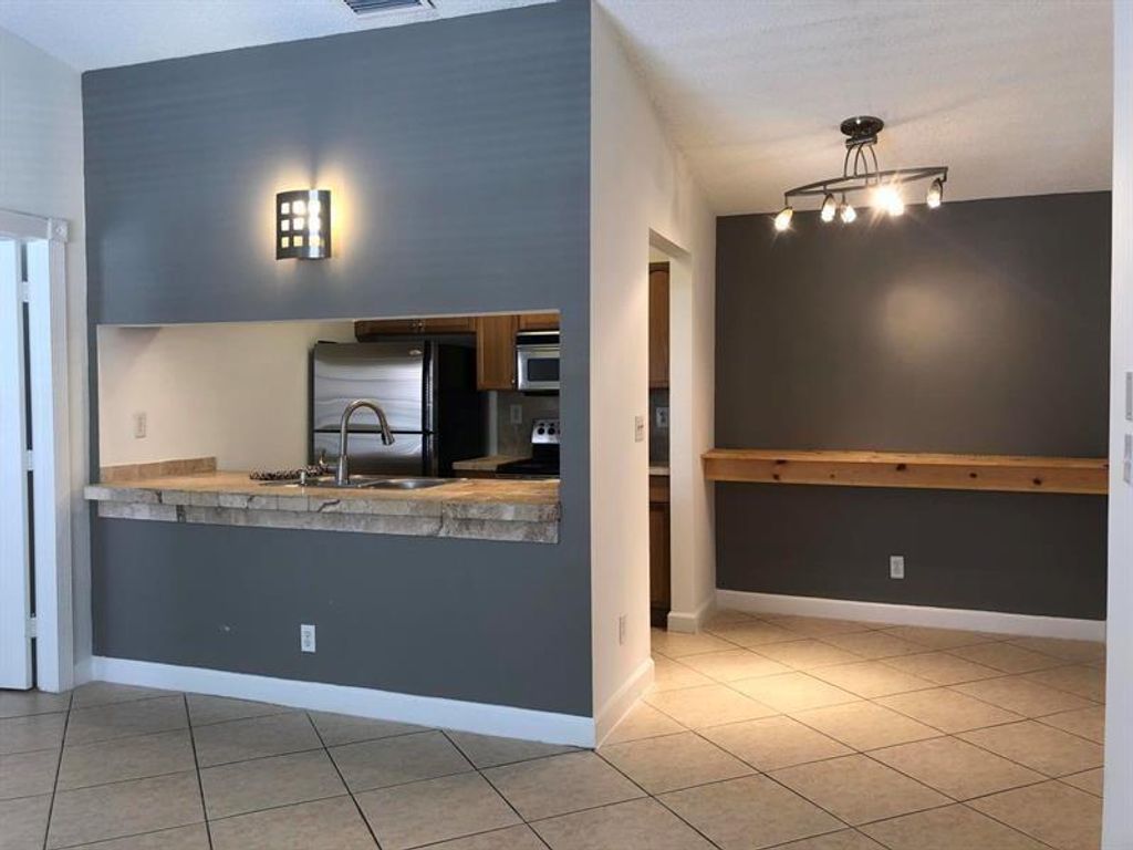 Photo of 9466 Boca Cove Circle #315, Boca Raton, FL 33428 (MLS # F10398477)