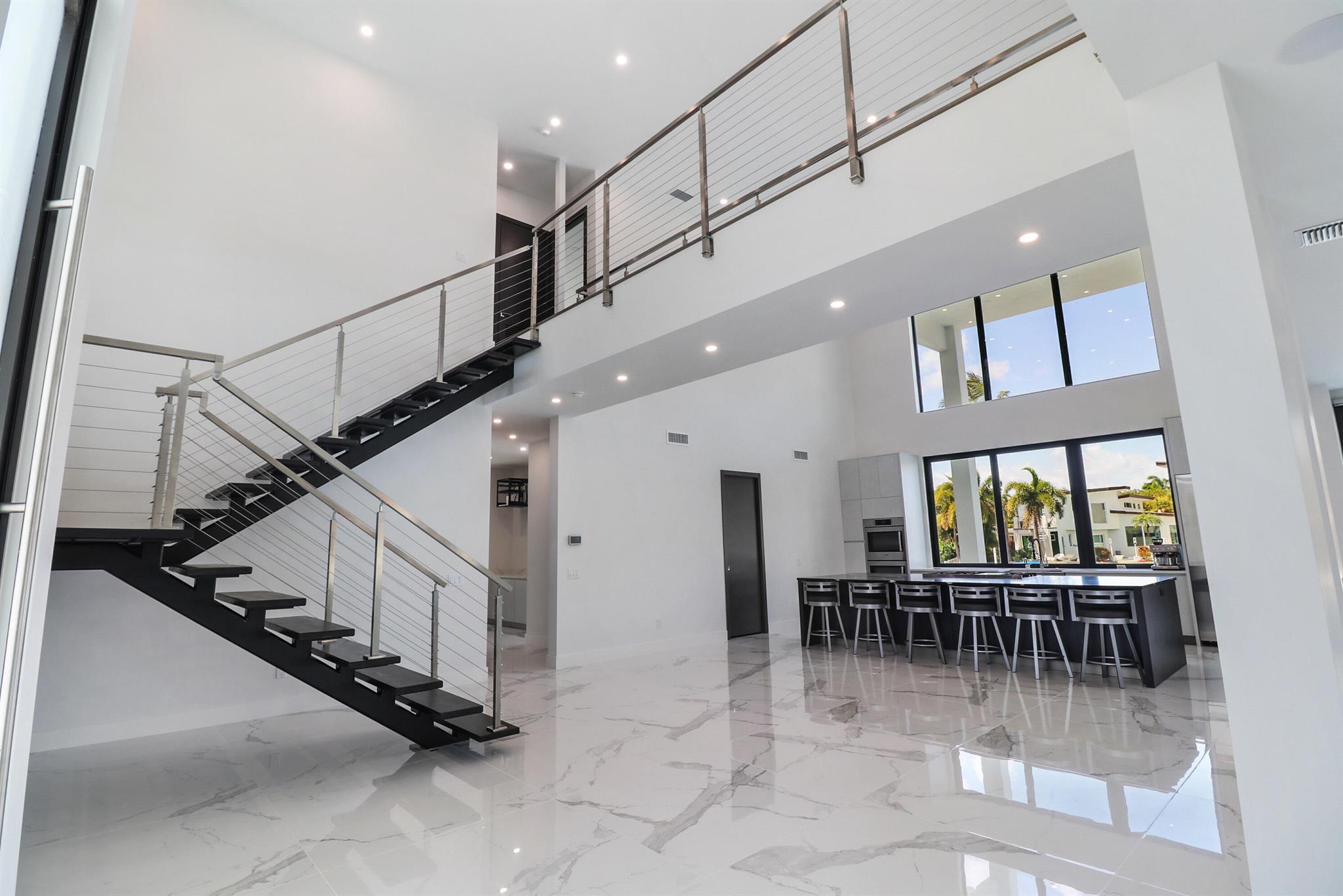 2751 NE 22nd Court