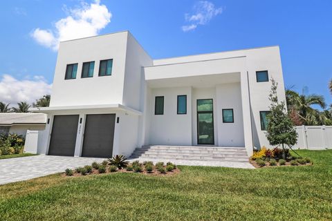 2751 NE 22nd Court Pompano Beach FL 33062