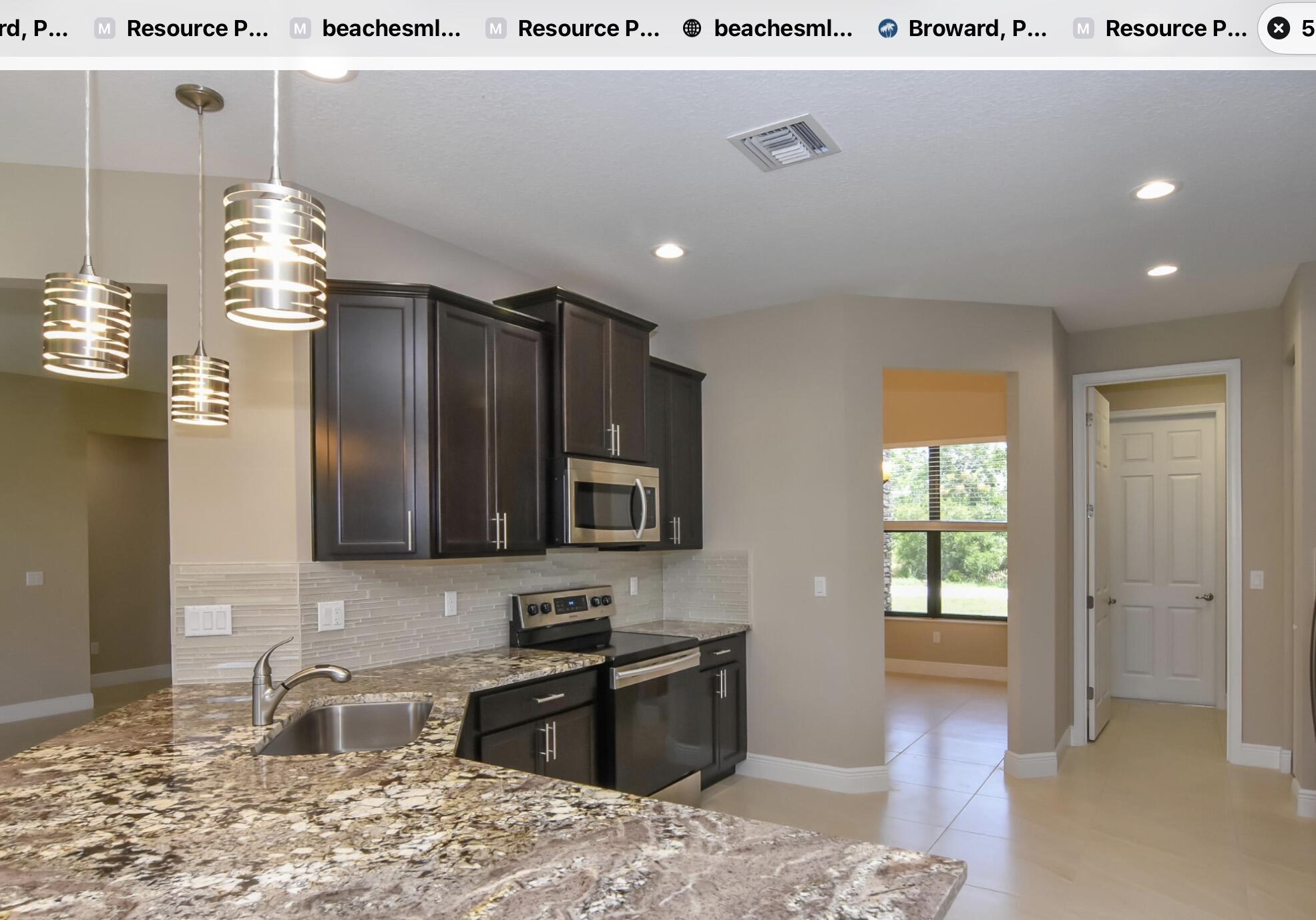 PORT ST LUCIE SECTION 46 1ST REPLAT - Residential