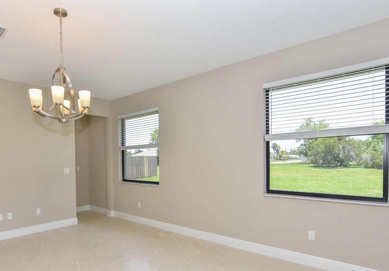 PORT ST LUCIE SECTION 46 1ST REPLAT - Residential