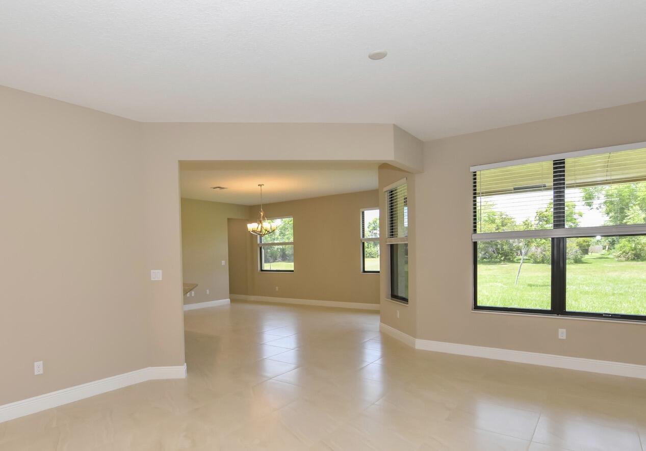 PORT ST LUCIE SECTION 46 1ST REPLAT - Residential