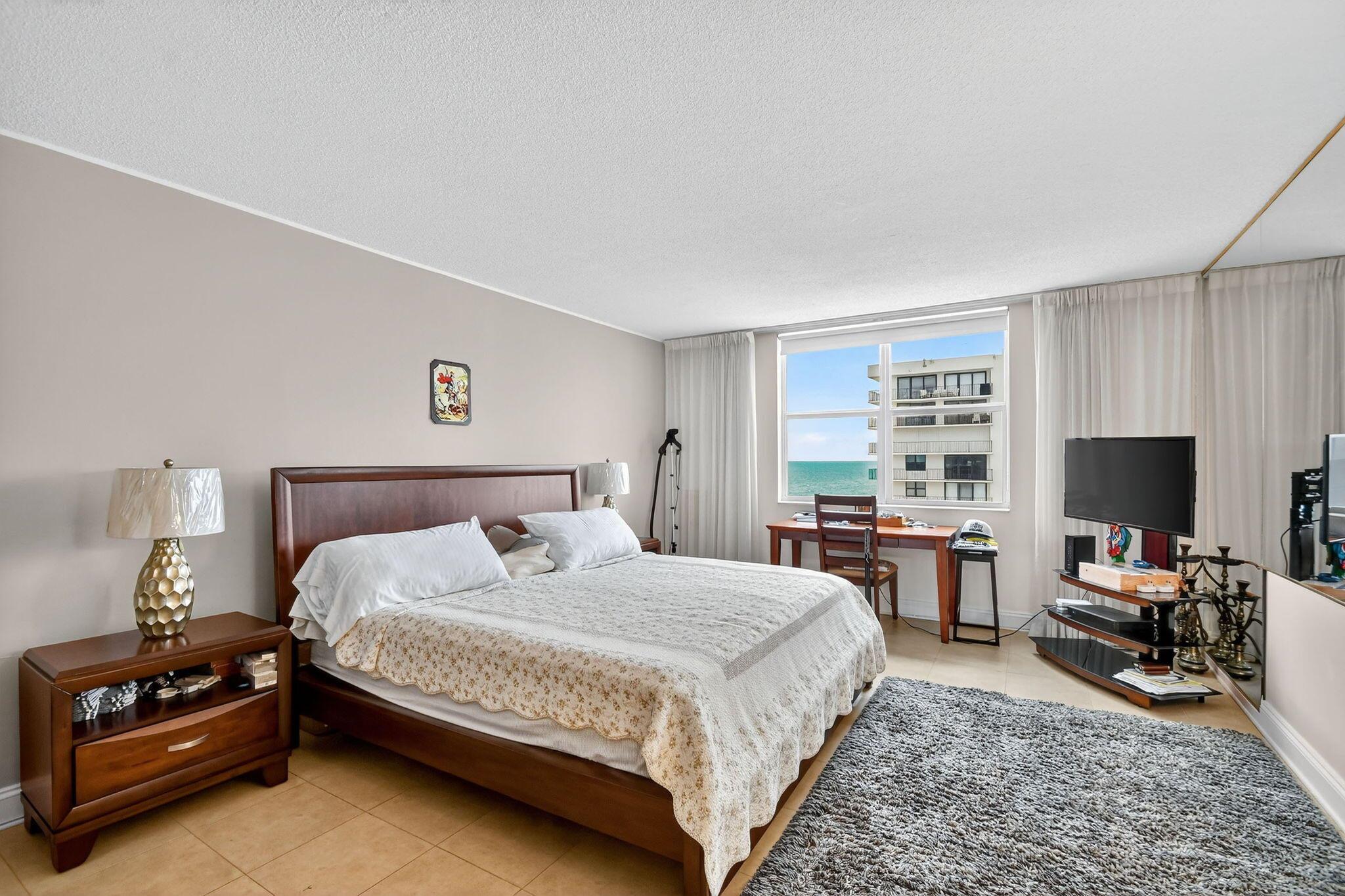 PATRICIAN OF PALM BEACH C - Residential Lease