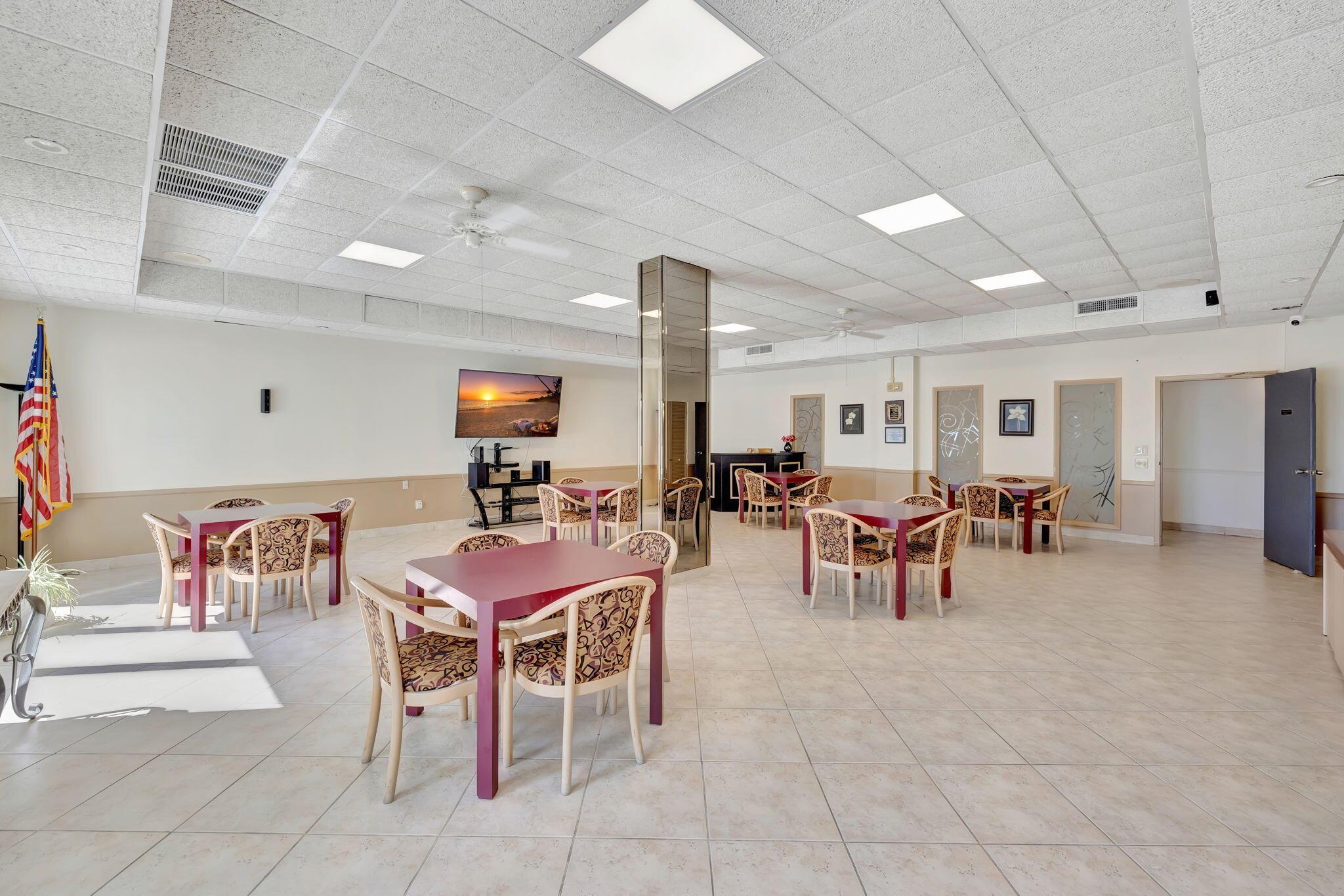 PATRICIAN OF PALM BEACH C - Residential Lease