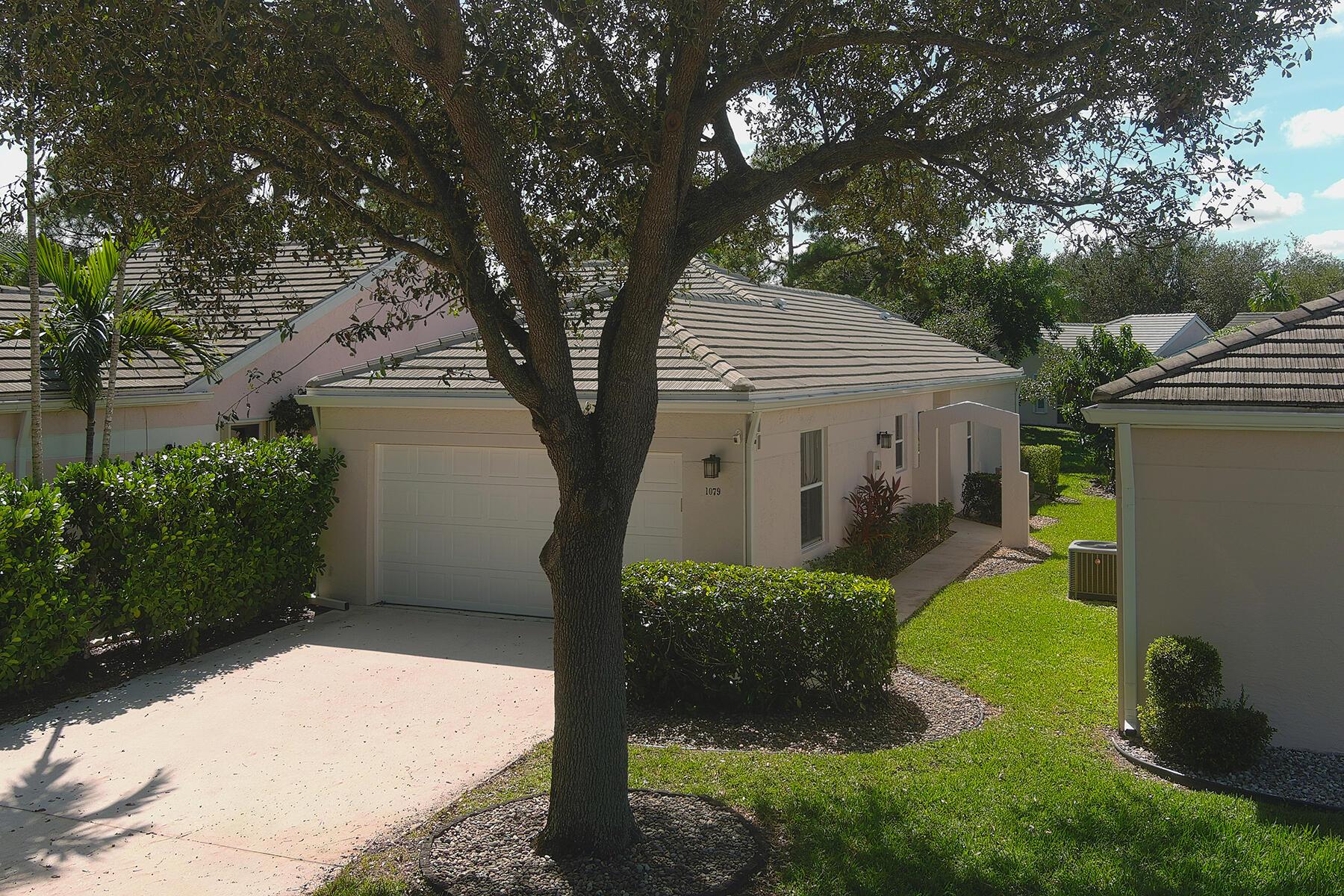 ISLAND OF RIVER BRIDGE - Residential