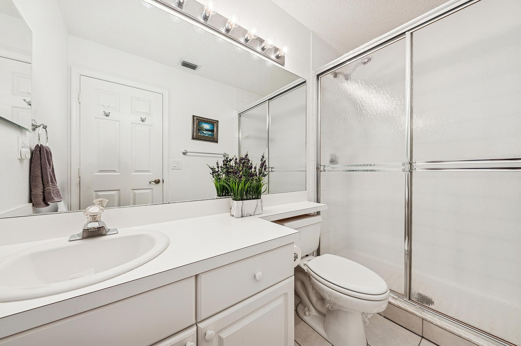 ISLAND OF RIVER BRIDGE - Residential