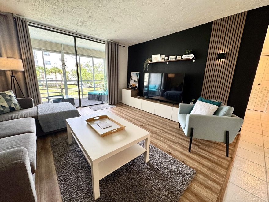 Beautiful 1-bedroom, 1-bathroom condo in an active 55+ community. Feel safe and secure in this gated community with 24-hour security. Embrace the Florida lifestyle and relax on the enclosed, screened balcony. This fully furnished and turnkey condo is move-in ready. The Somerset community offers a wide range of amenities, including a pool, BBQ area, billiard room, gym, pickleball, shuffleboard, tennis courts, library, and more. Call us now to book your private tour!